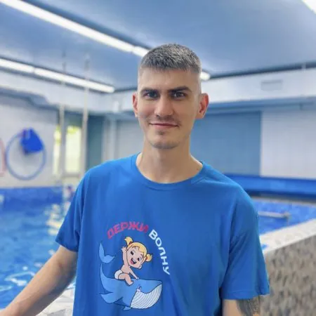 Ефремов Андрей — Тренер бассейна