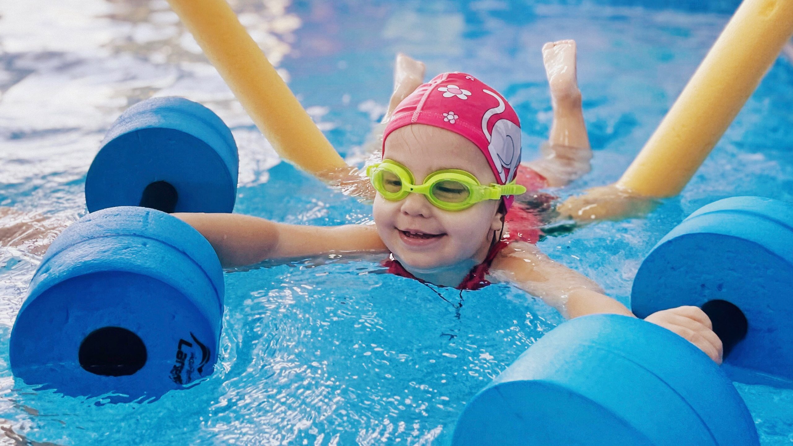 На что следует обращать внимание при выборе бассейна для ребенка