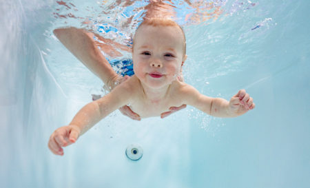 плавание для ребенка